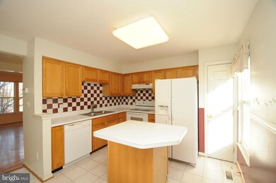 8251 Vermont Place, Manassas, VA 20111 - photo 7