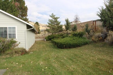 5548 Glenridge (4)