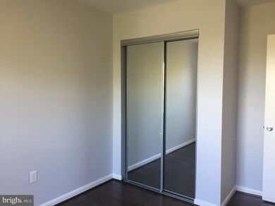 8121 Londonderry Ct, Laurel, MD 20707 - photo 7