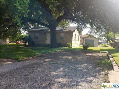 104 W Truman Ave, Copperas Cove, TX 76522 - photo 2