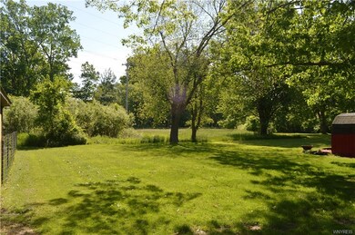 711 Shad St, North Tonawanda, NY 14120 - photo 6