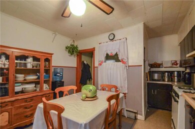 754 S Hall St, Allentown, PA 18103 - photo 3