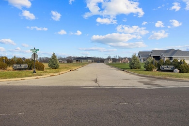 106 Royal Point Ct, Pekin, IL 61554 - photo 3