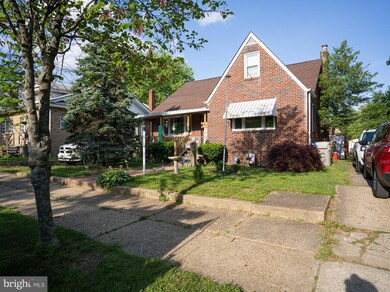 577 Greenwich Ave, Paulsboro, NJ 08066 - photo 2