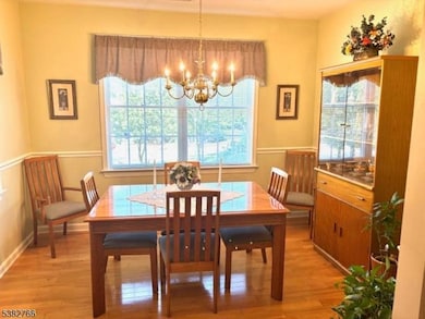 104 Ridgeview Ln, Mount Arlington, NJ 07856 - photo 4