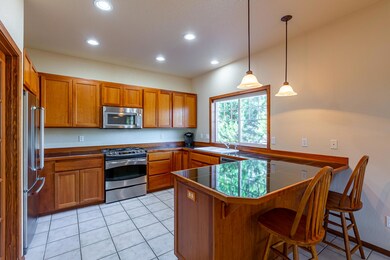 20902 NE Canal View Dr Photos1