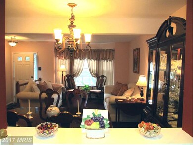 1323 Walkabout Ct, Sykesville, MD 21784 - photo 6