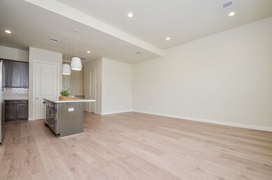 2305 Warhol Way, Houston, TX 77091 - photo 5