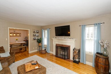 1507 Regent St, Schenectady, NY 12309 - photo 7