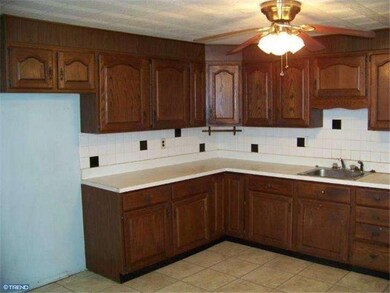 135 E 9th Ave, Conshohocken, PA 19428 - photo 3