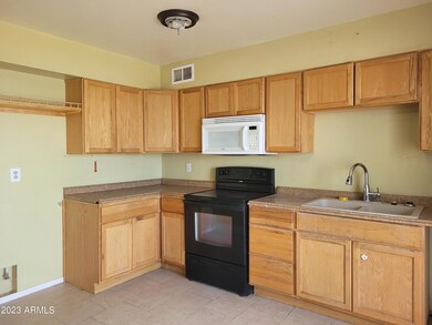 4818 E Appaloosa Dr, Eloy, AZ 85131 - photo 5