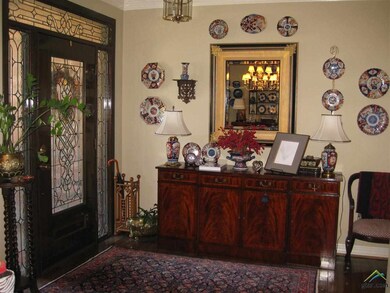 748 Fairmont Dr, Tyler, TX 75701 - photo 3