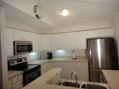 Fully Applianced Kitchen