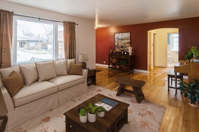 1347 Portsmouth Ave, Westchester, IL 60154 - photo 3