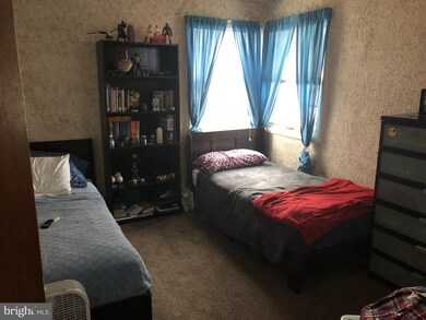 932 E Oak St, Palmyra, PA 17078 - photo 5