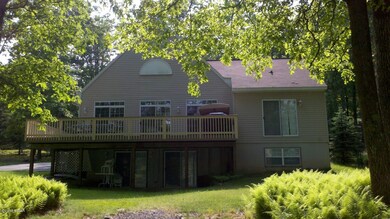 244 Fawn Lake Dr, Hawley, PA 18428 - photo 5