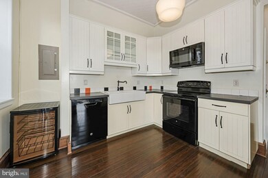 2102 E Baltimore St unit B, Baltimore, MD 21231 - photo 5