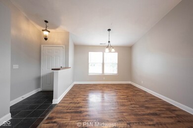 1085 Meadowview Ct, Franklin, IN 46131 - photo 4