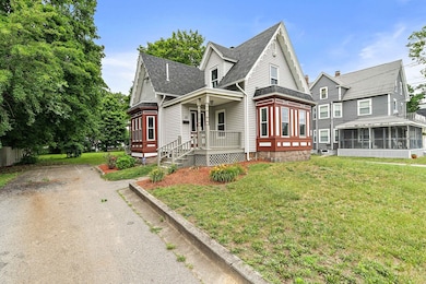 12 Madison St, Taunton, MA 02780 - photo 2