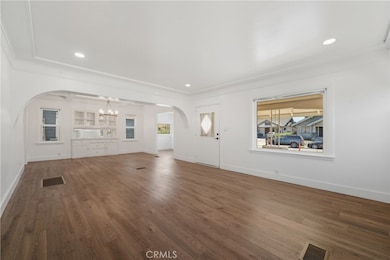 1261 W 51st Place, Los Angeles, CA 90037 - photo 3