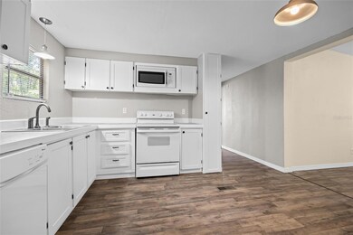 1099 Boston Terrace, Fort White, FL 32038 - photo 5