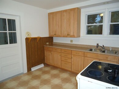 3 Craigie Ave, Schenectady, NY 12302 - photo 3