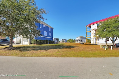 704 Cannonsgate Dr, Newport, NC 28570 - photo 3