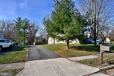 3004 Summershade Ct, Herndon, VA 20171 - photo 4