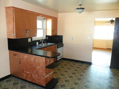 1079455_kitchen
