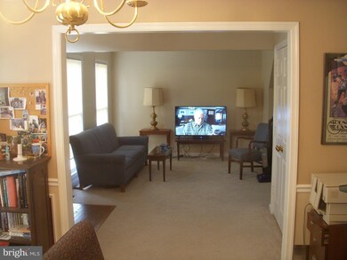 9113 Silver Pointe Way, Fairfax Station, VA 22039 - photo 2