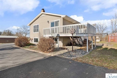 14435 Woodville Dr, Waseca, MN 56093 - photo 4