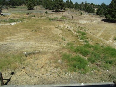 unlisted-address, Bend, OR 97701 - photo 7