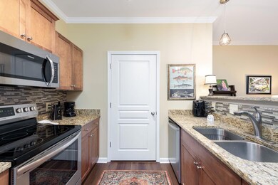 12-web-or-mls-KL2_4940-Edit