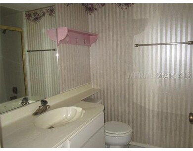 305 Spring Lakes Blvd unit D, Bradenton, FL 34210 - photo 4