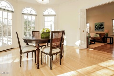 024-Dining_Area-866139-mls