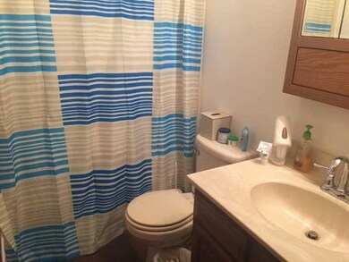 Full Bath.