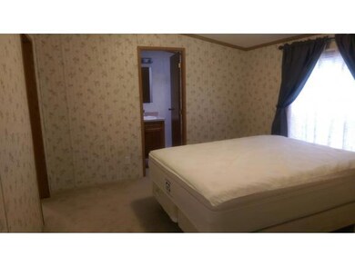 29 Roland Dr, Allenstown, NH 03275 - photo 2