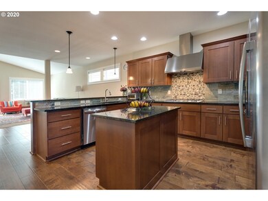 13867 SE Falcon Ct, Clackamas, OR 97015 - photo 6