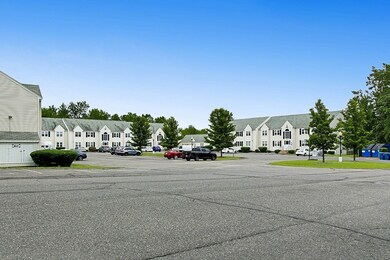 60 Florry Dr unit 15, Dracut, MA 01826 - photo 5