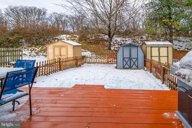 6352 Jacobs Ct, Sykesville, MD 21784 - photo 7