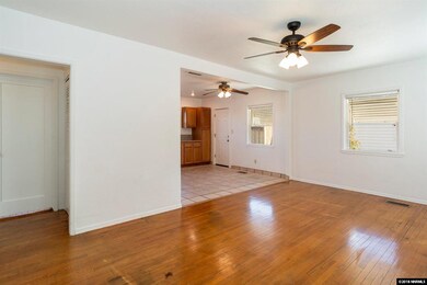 15 Lincoln Way, Sparks, NV 89431 - photo 4