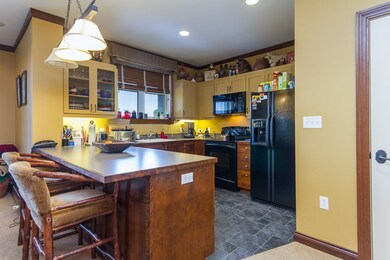 43 Middle Ridge Rd unit 412, Winhall, VT 05155 - photo 6