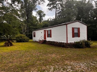 134 Pixie Cir, Crawfordville, FL 32327 - photo 2