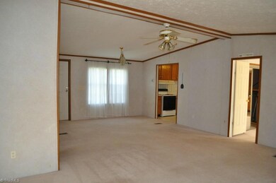 757 Cool Spring Rd, Statesville, NC 28625 - photo 4