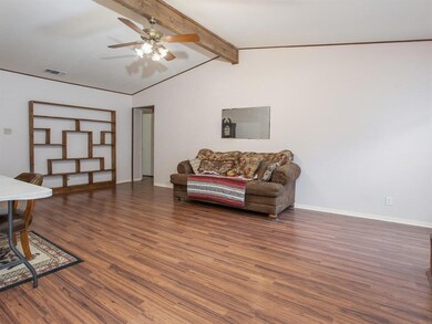 817 Woodhaven Ct, Granbury, TX 76048 - photo 7