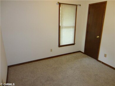 5909 Sara Kay Dr, North Chesterfield, VA 23237 - photo 6