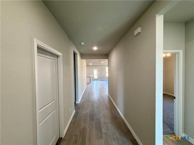 6905 Wizard Dr, Killeen, TX 76549 - photo 4