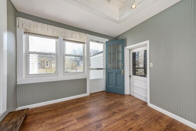 627 Colonial Dr, Portsmouth, NH 03801 - photo 3