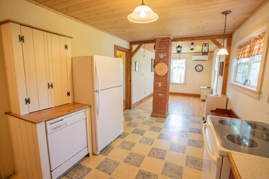 36 Beech St, East Millinocket, ME 04430 - photo 7