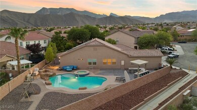 10381 Pilot Mountain Ct, Las Vegas, NV 89129 - photo 5
